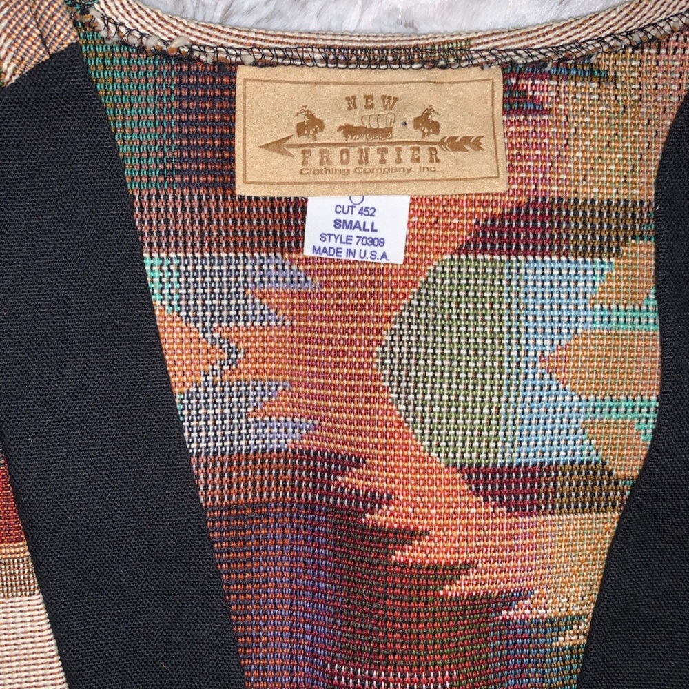 Vintage New Frontier Southwestern Tapestry Vest - Picture 2 of 7